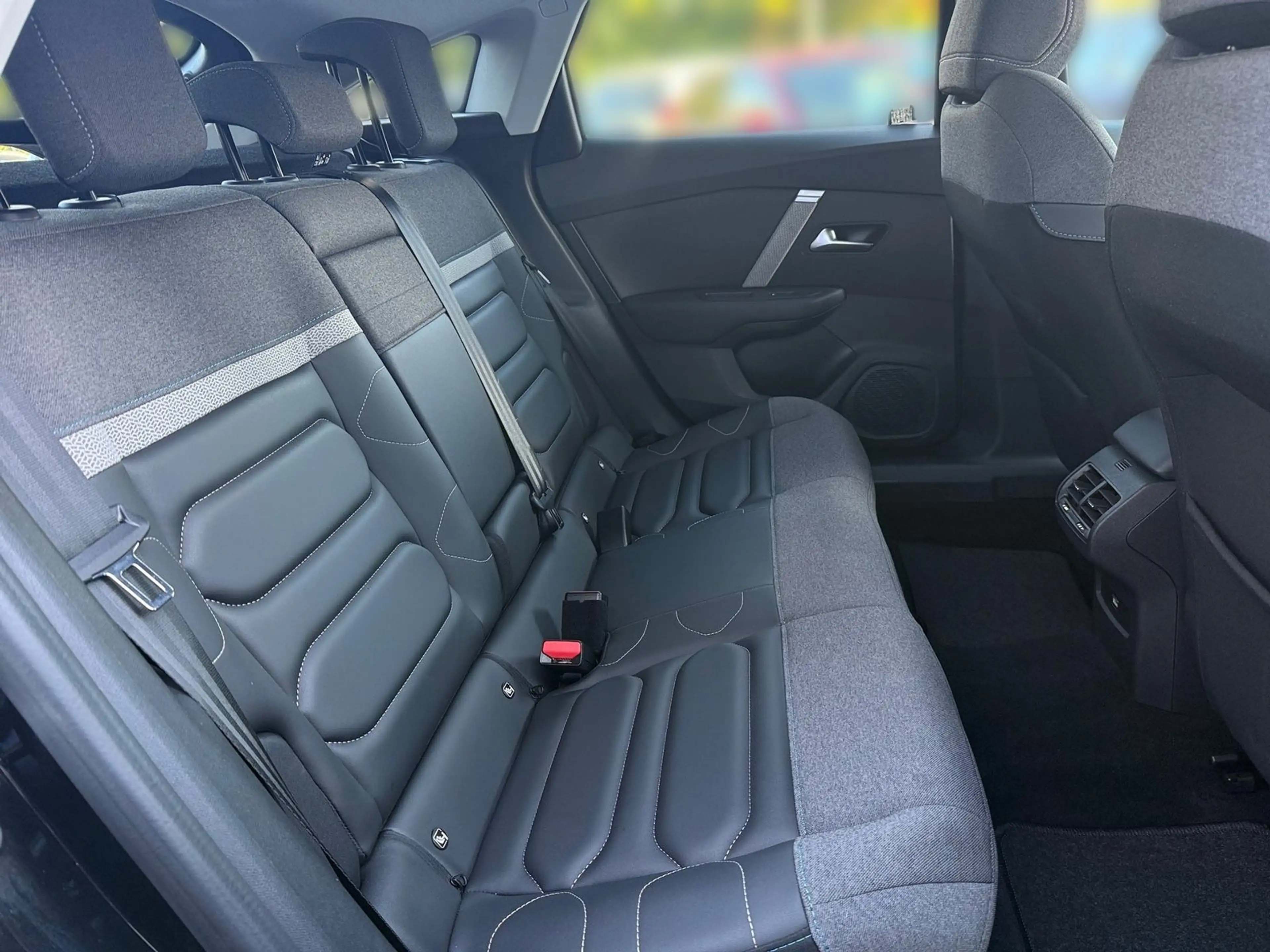 Citroen C4 1.5 Blue-HDi Automatik Navi Kamera Spurhalte — photo 13