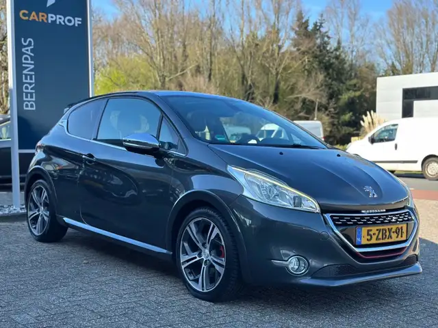2014 Peugeot 208 in Grey for sale