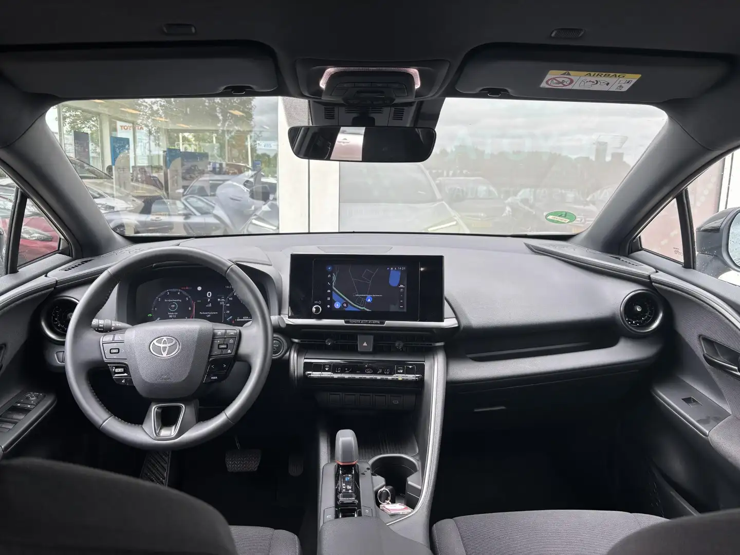 Toyota C-HR 1.8 Hybrid 140 Dynamic Grigio - 2