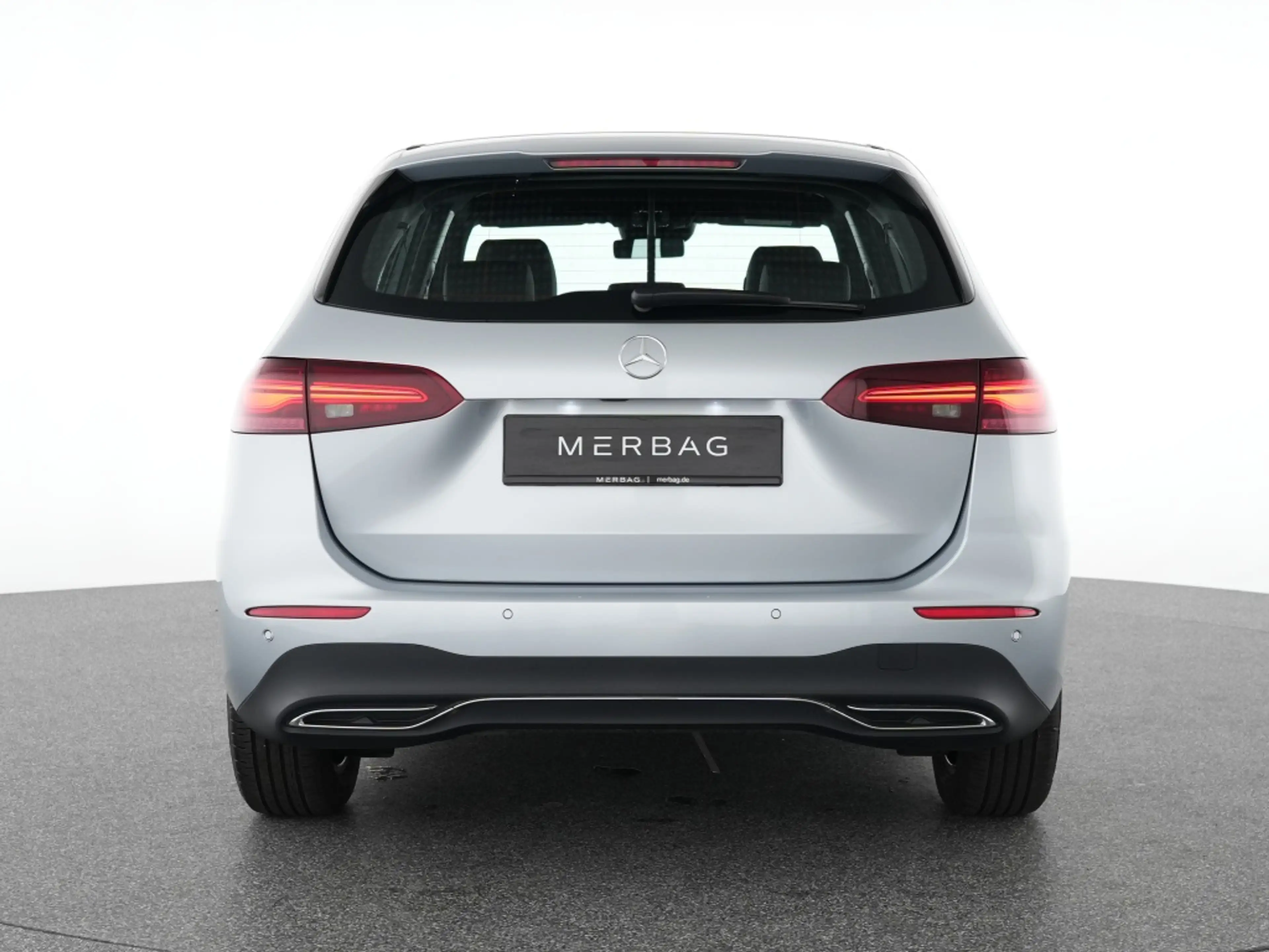Mercedes-Benz B 180 Progressive Advanced Kamera Winter Navi — photo 4