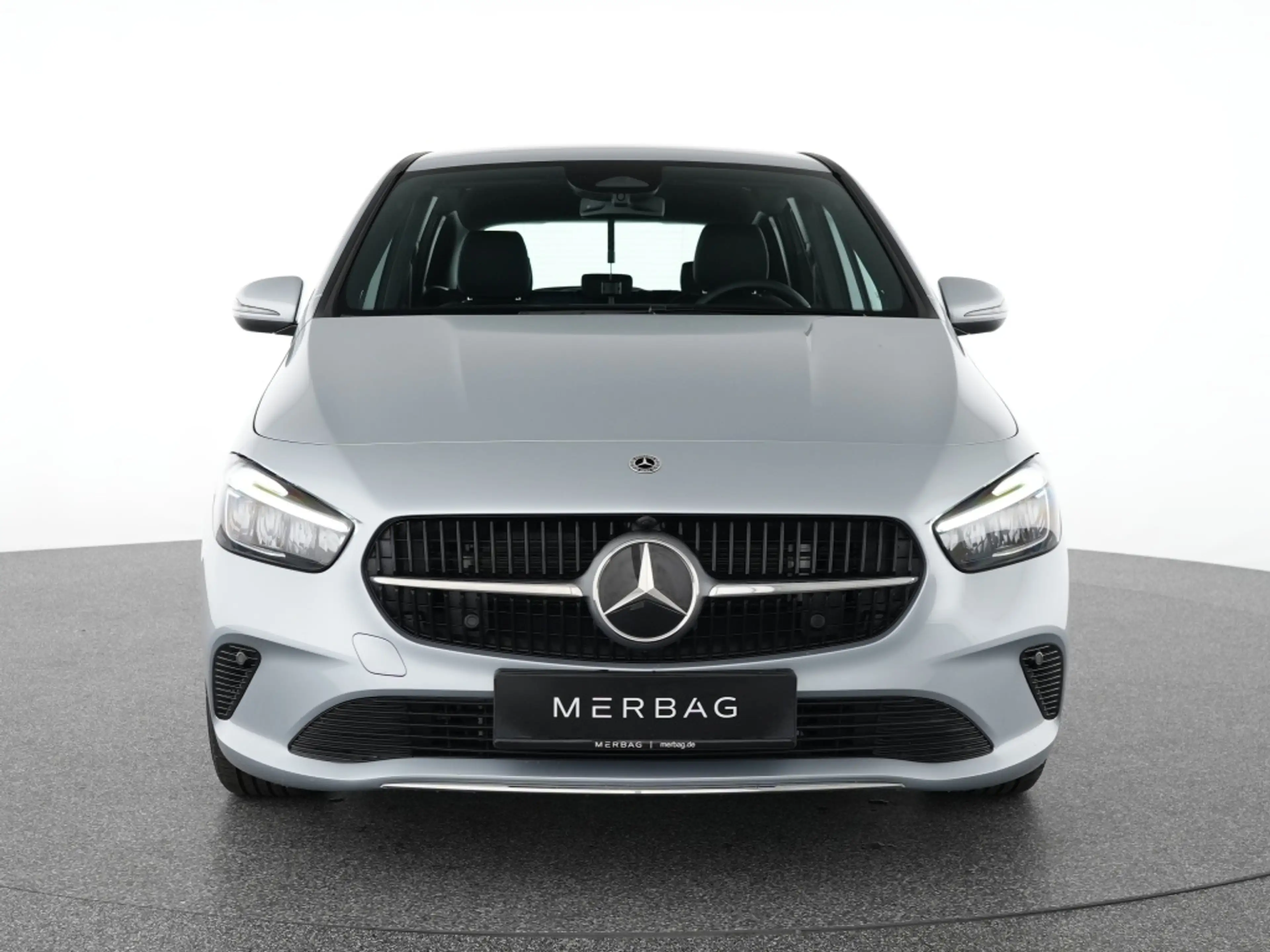 Mercedes-Benz B 180 Progressive Advanced Kamera Winter Navi — photo 2
