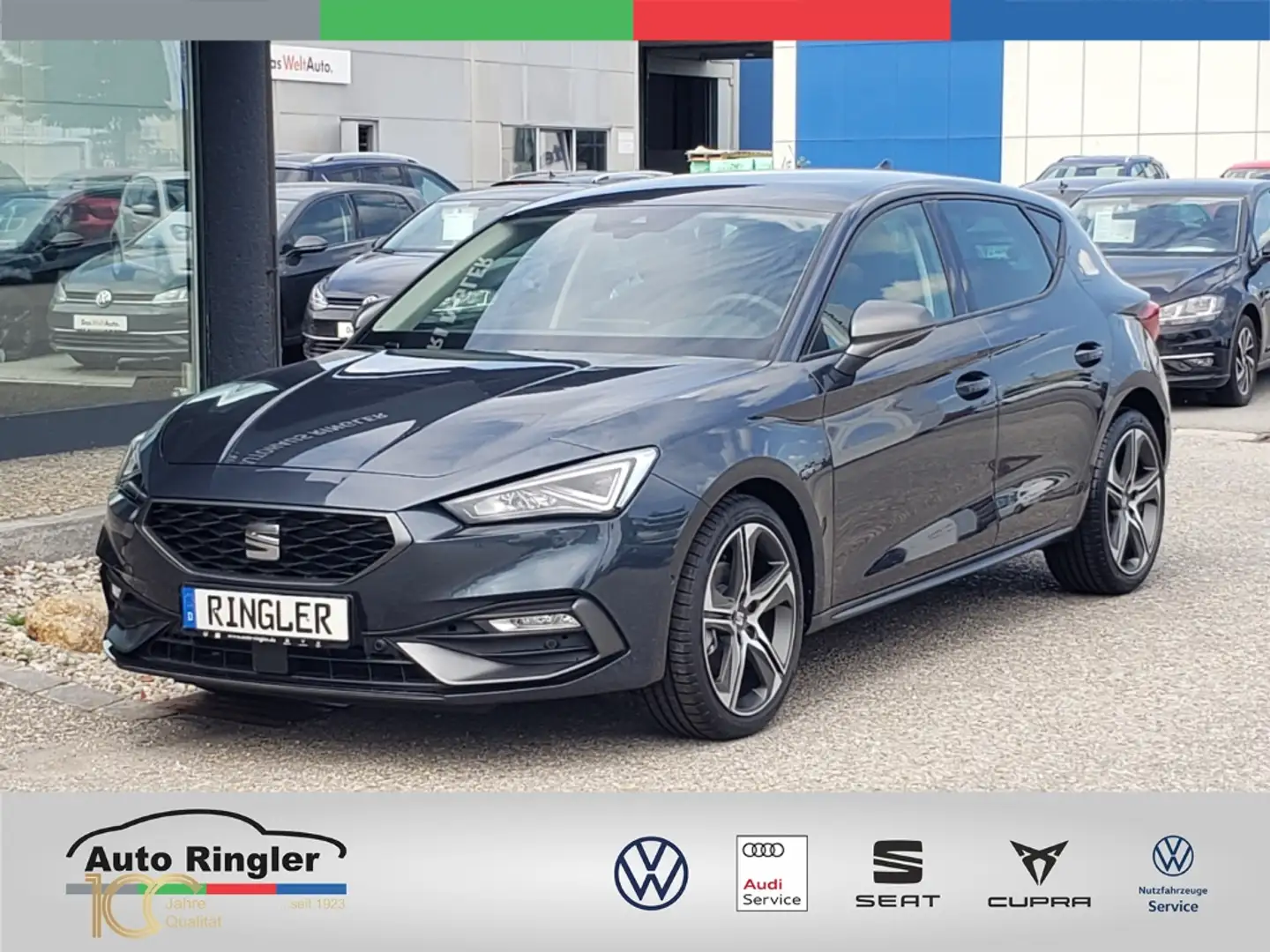 SEAT Leon 1.5 eTSI FR Plus OPF LED+NAVI+AHK Grau - 1