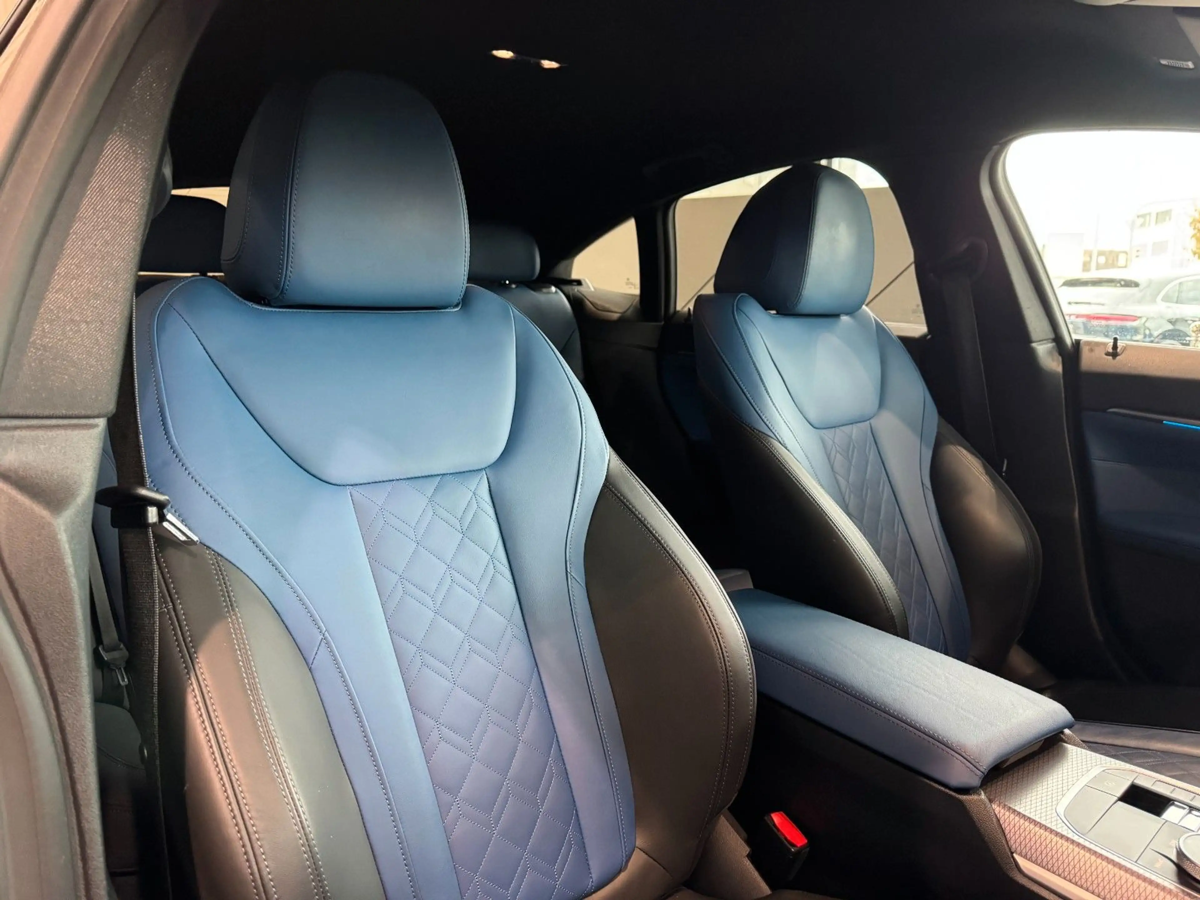 BMW i4 M50 Gran Coupe Merino SurrView H&K ACC 20" — photo 6