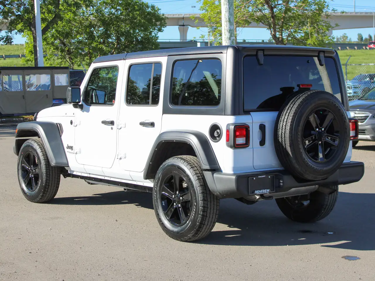 Jeep Wrangler снимка Jeep Wrangler