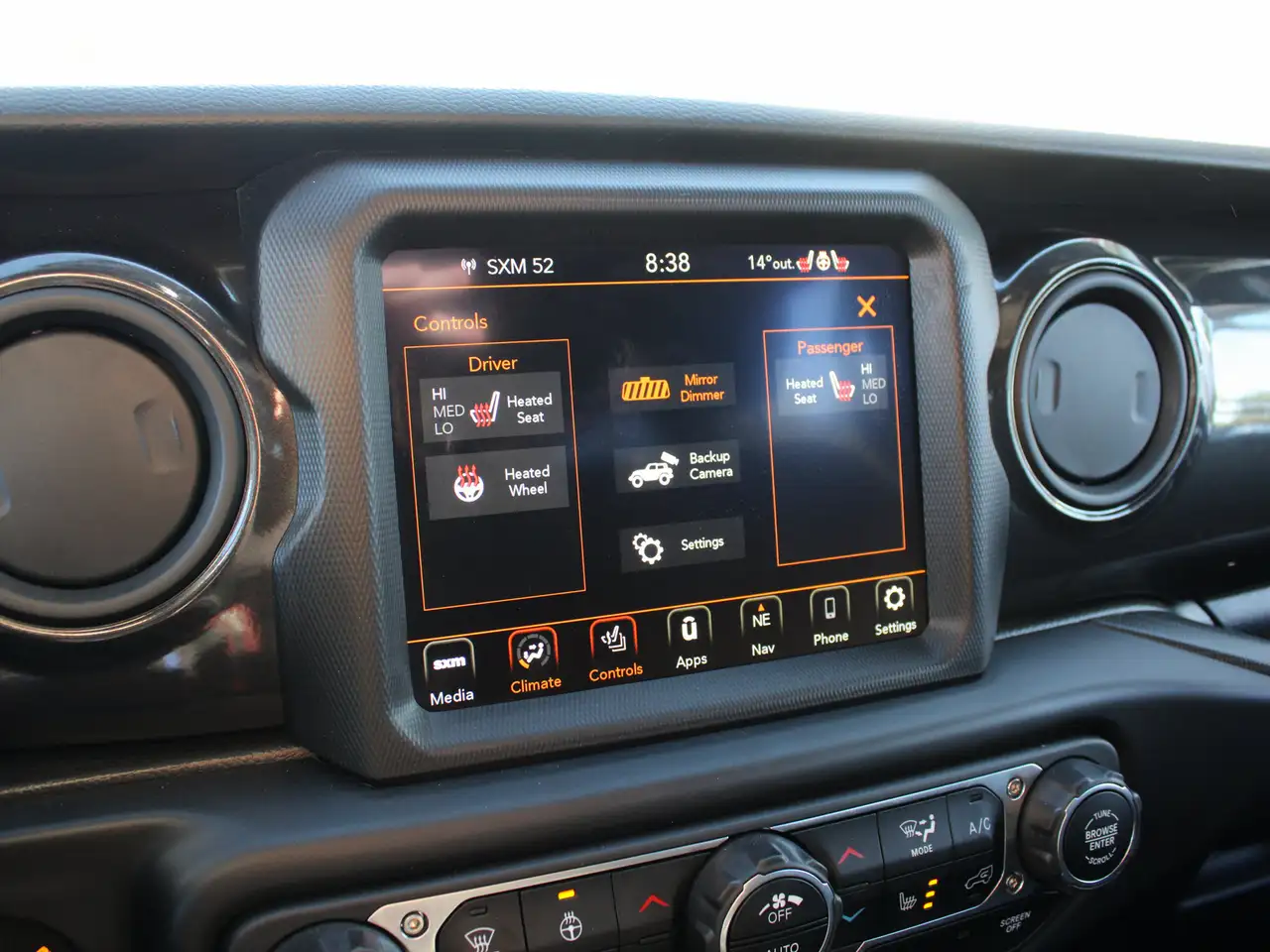 Jeep Wrangler снимка Jeep Wrangler