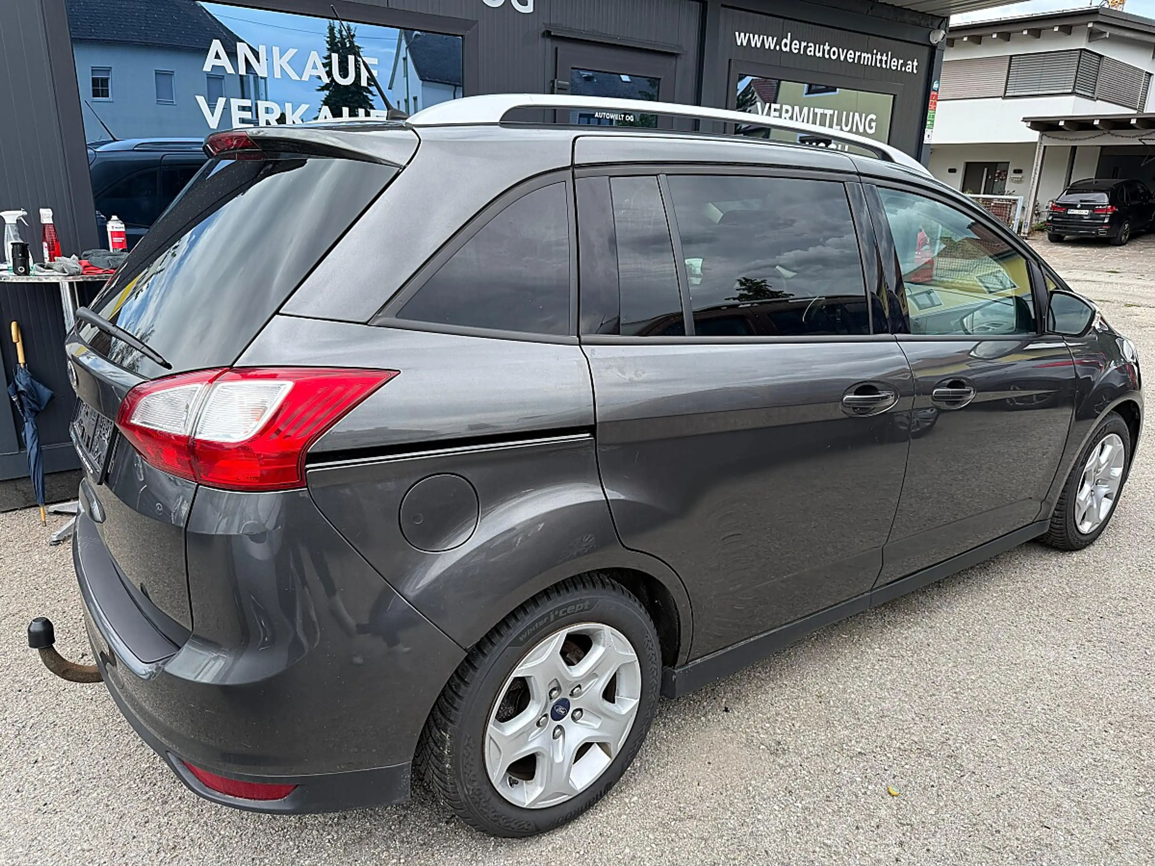 Ford Grand C-Max Grand C-MAX Trend 1,5 TDCi — photo 4