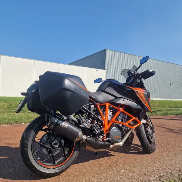 KTM 1290 Super Duke GT - foto 3