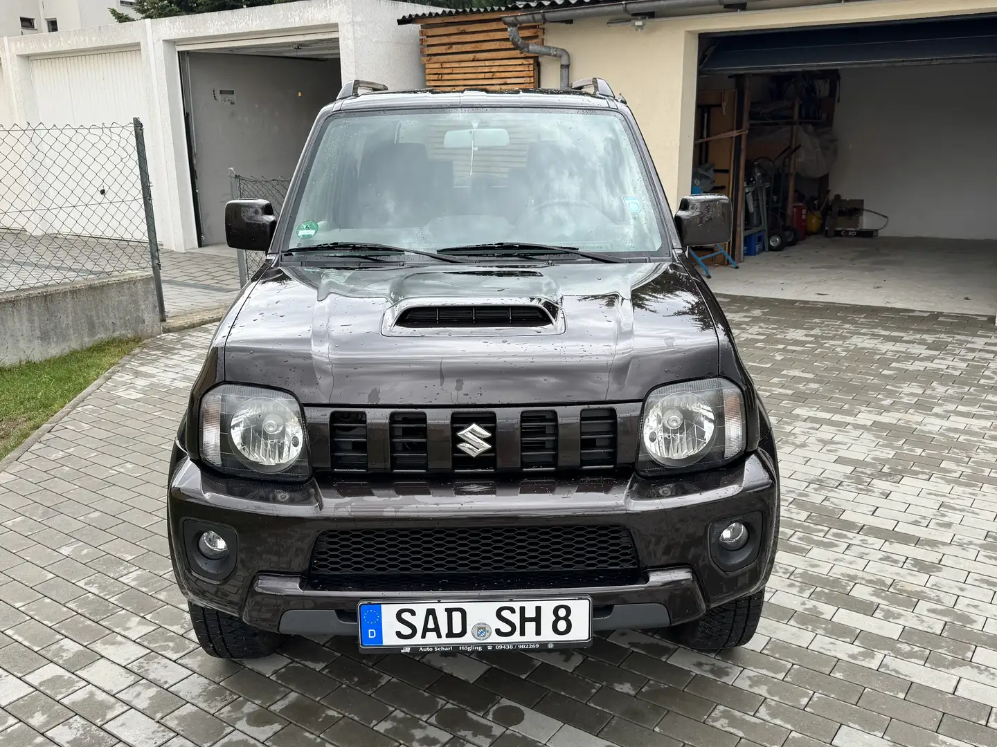 Suzuki Jimny Comfort Leder / Klima / AHK / Allrad Braun - 2