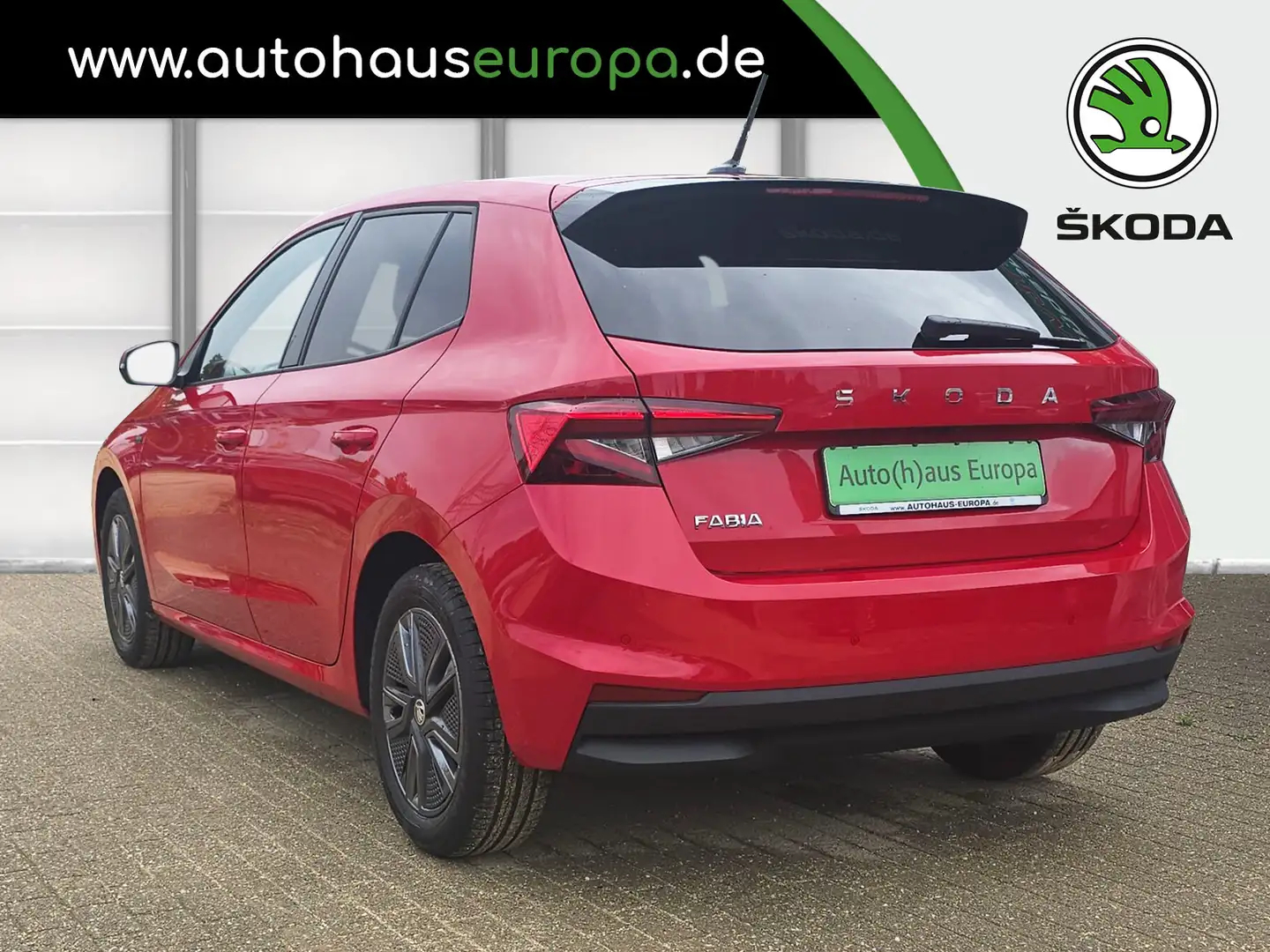 Skoda Fabia 1.0 TSI Drive Klima Kam 8fach bereift SmartLink  P Rot - 2