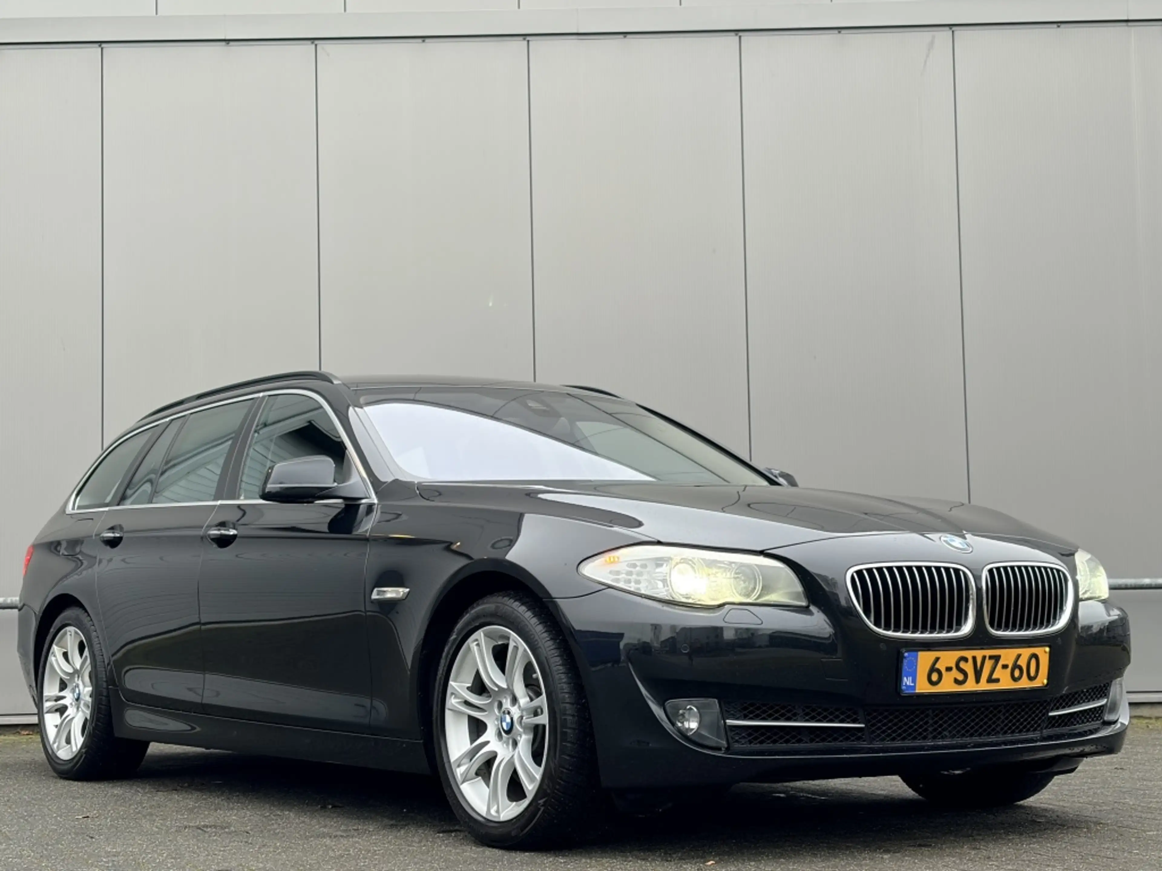 BMW 535 5-serie Touring 535xi High Executive - navi - airc — photo 3
