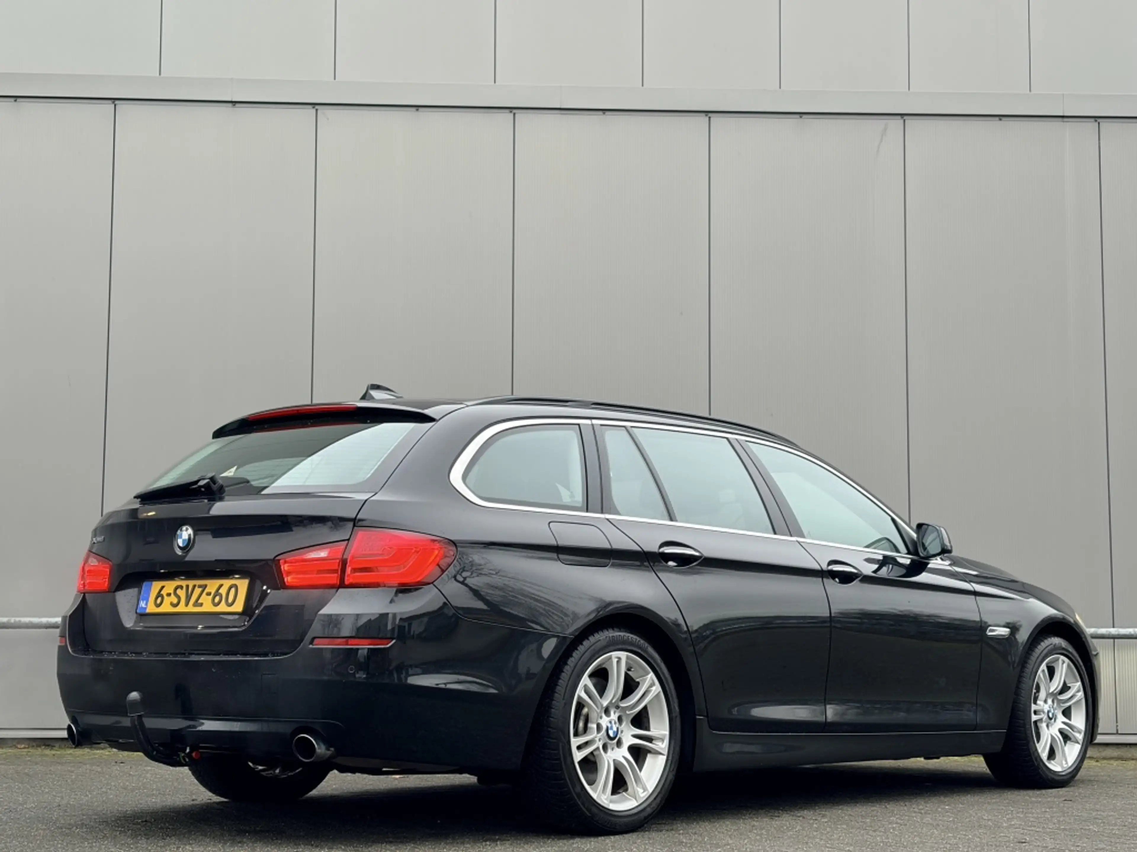 BMW 535 5-serie Touring 535xi High Executive - navi - airc — photo 5
