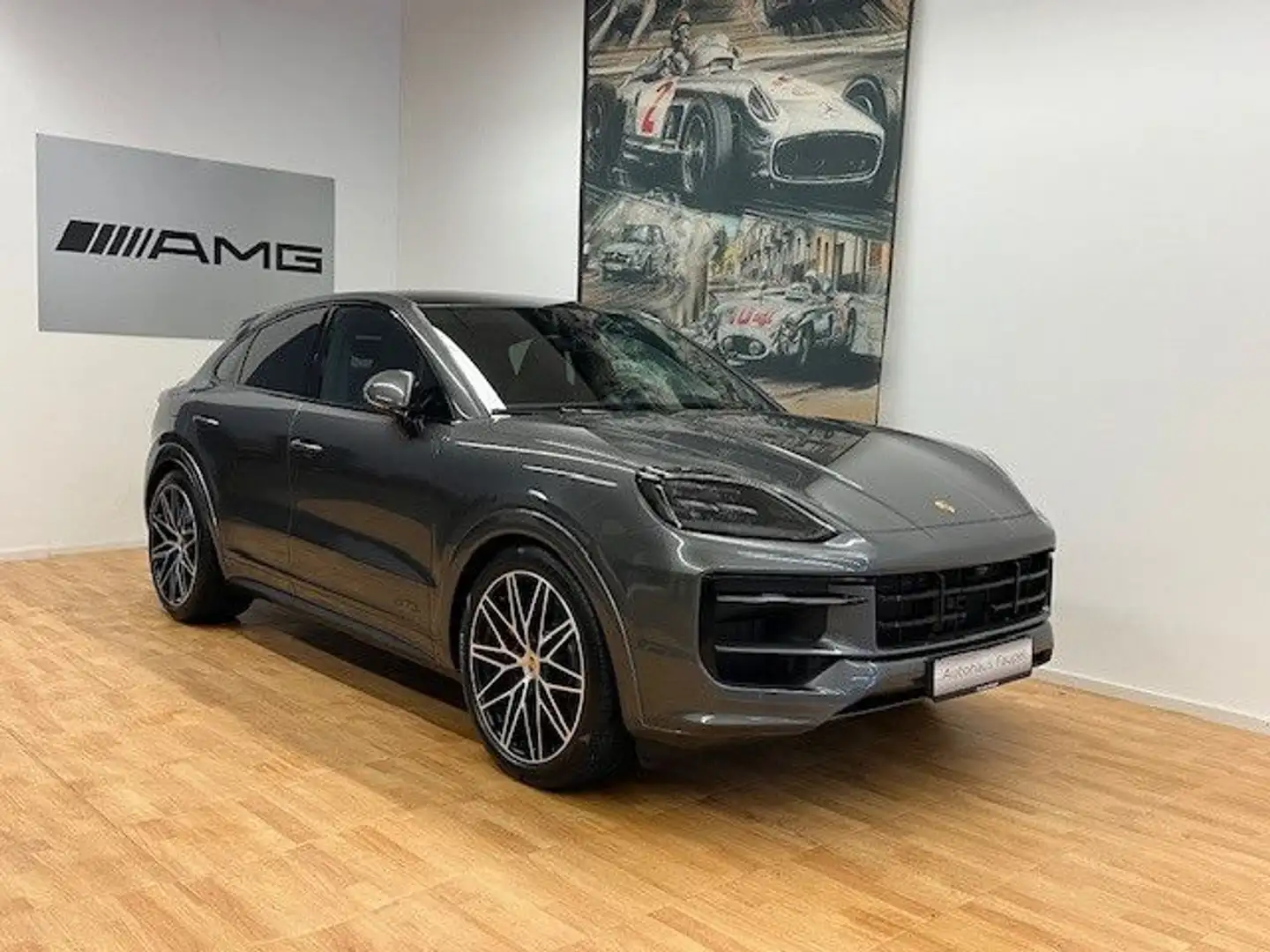 Porsche Cayenne GTS Coupe 22 Zoll Hinterachslenkung Grau - 1