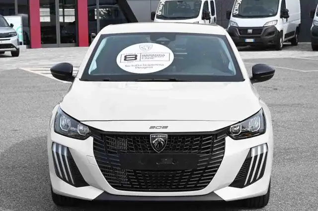 Peugeot 208 view 16