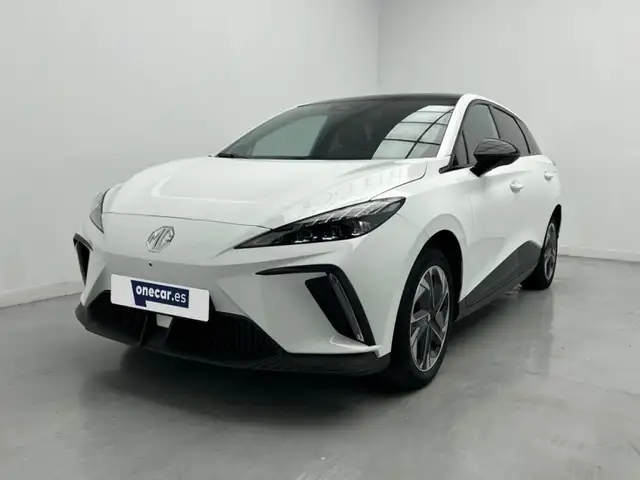 MG MG4 4 BEV 64KWH LUXURY 204CV 5P