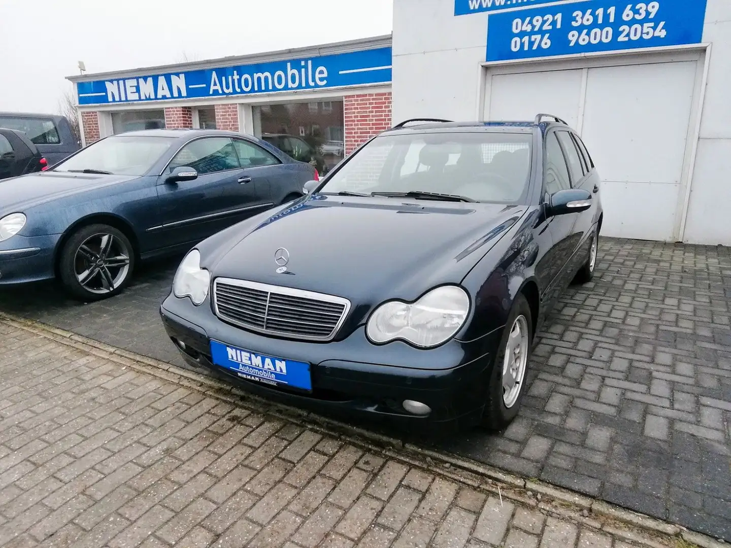 Mercedes-Benz C 180 KOMBI, TÜV NEU, 1JAHR GEWÄHRLEISTUNG Negro - 1