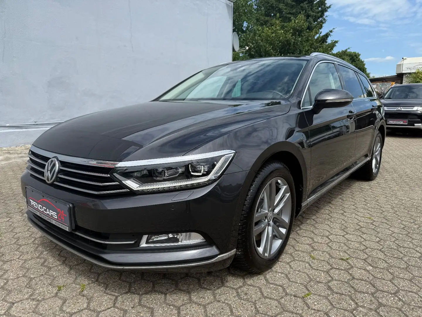 Volkswagen Passat Variant Highline*ACC*Pano*Massagesitz*AHK Gris - 1