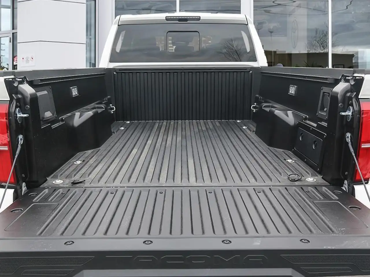 Toyota Tacoma снимка Toyota Tacoma
