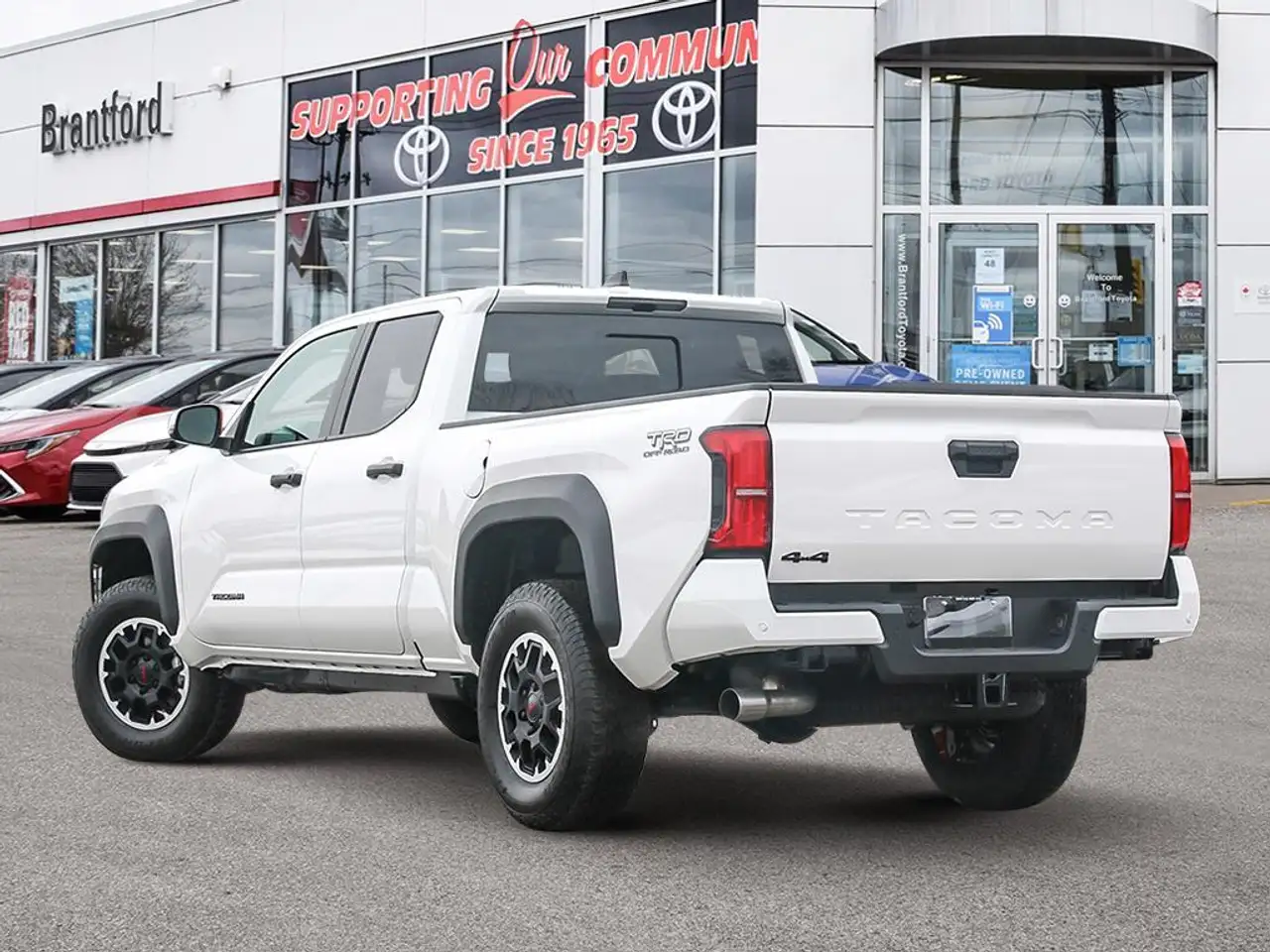 Toyota Tacoma снимка Toyota Tacoma