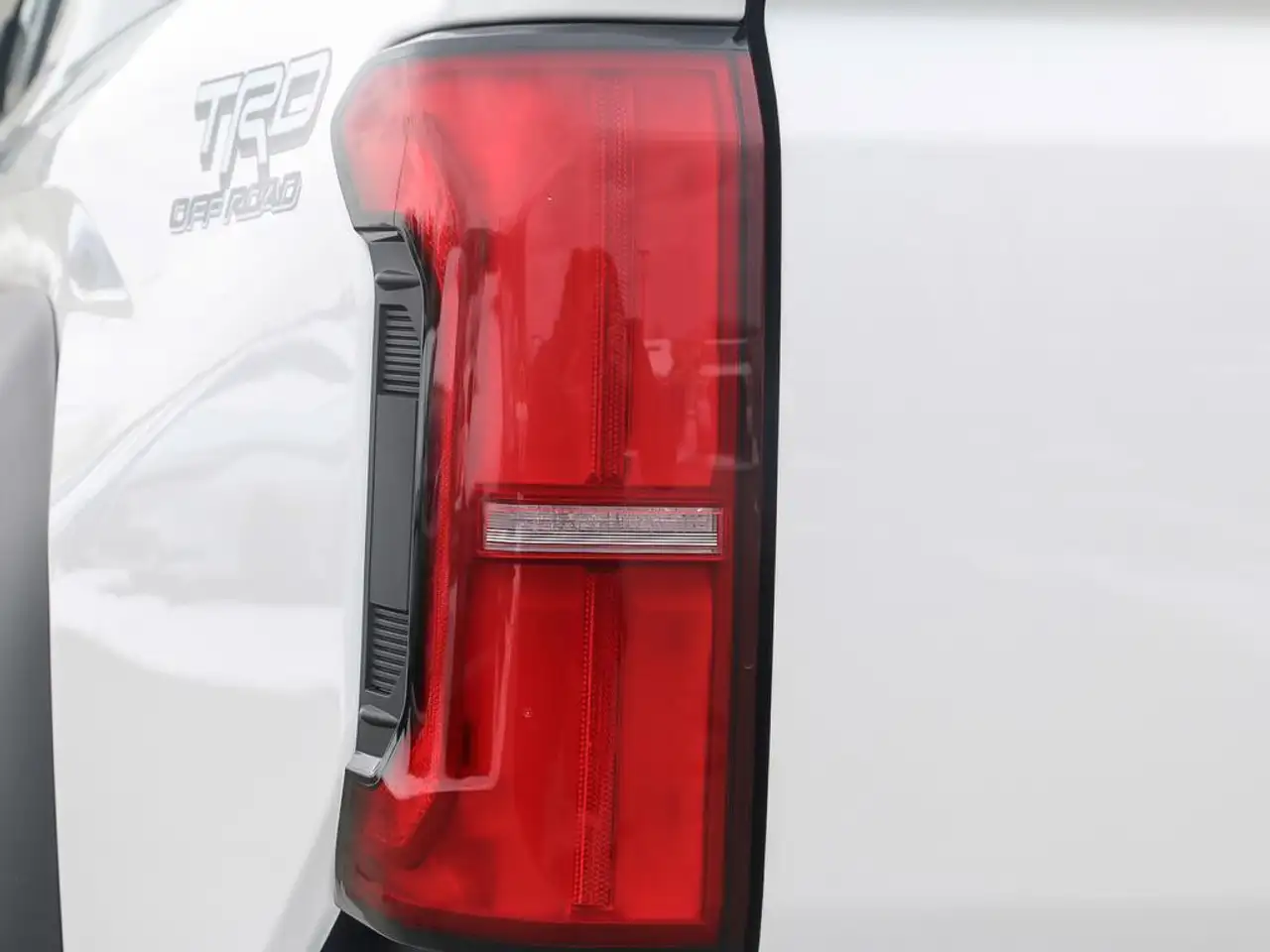Toyota Tacoma снимка Toyota Tacoma