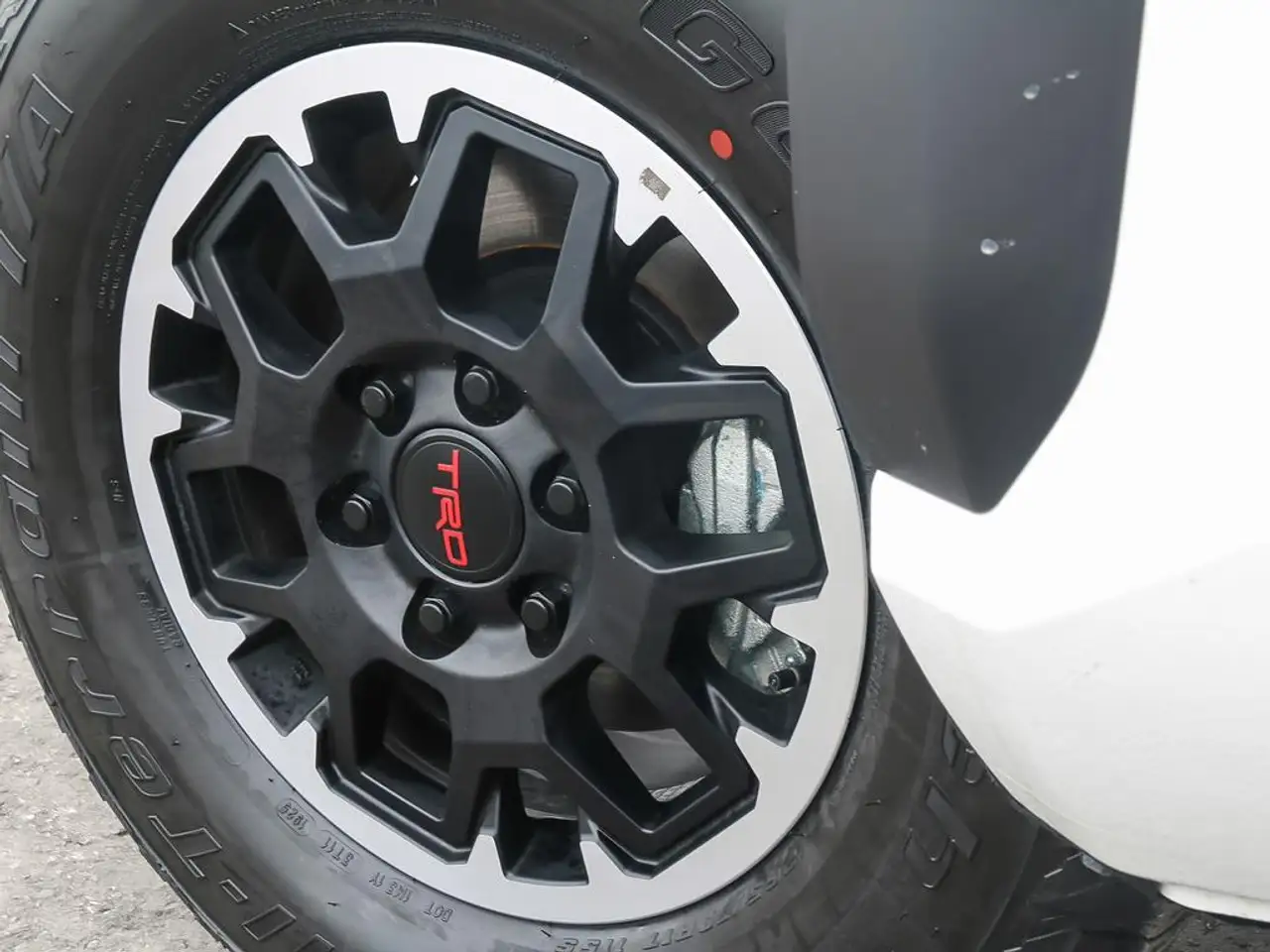 Toyota Tacoma снимка Toyota Tacoma