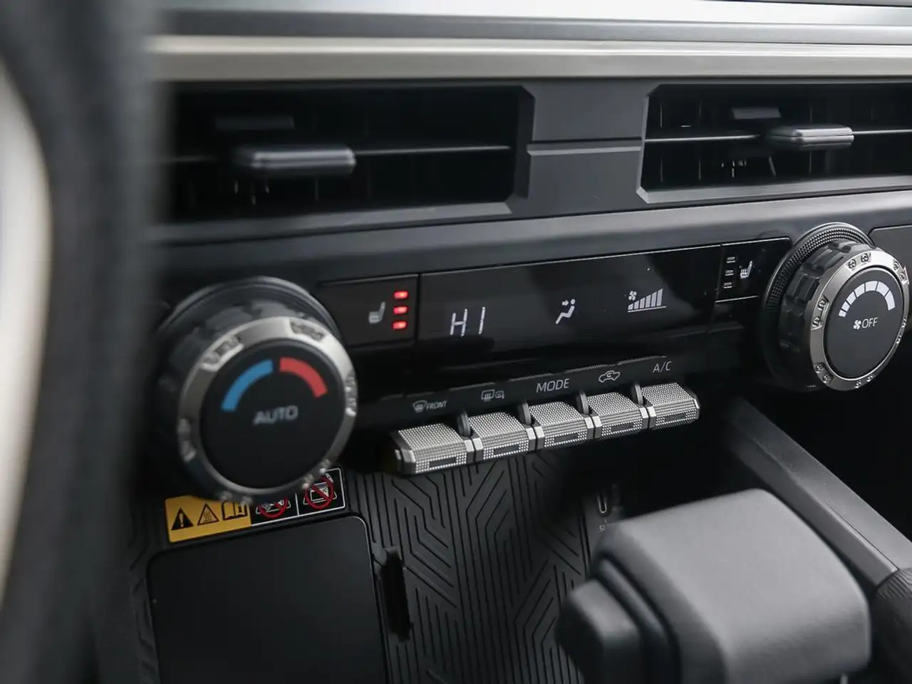 Toyota Tacoma снимка Toyota Tacoma