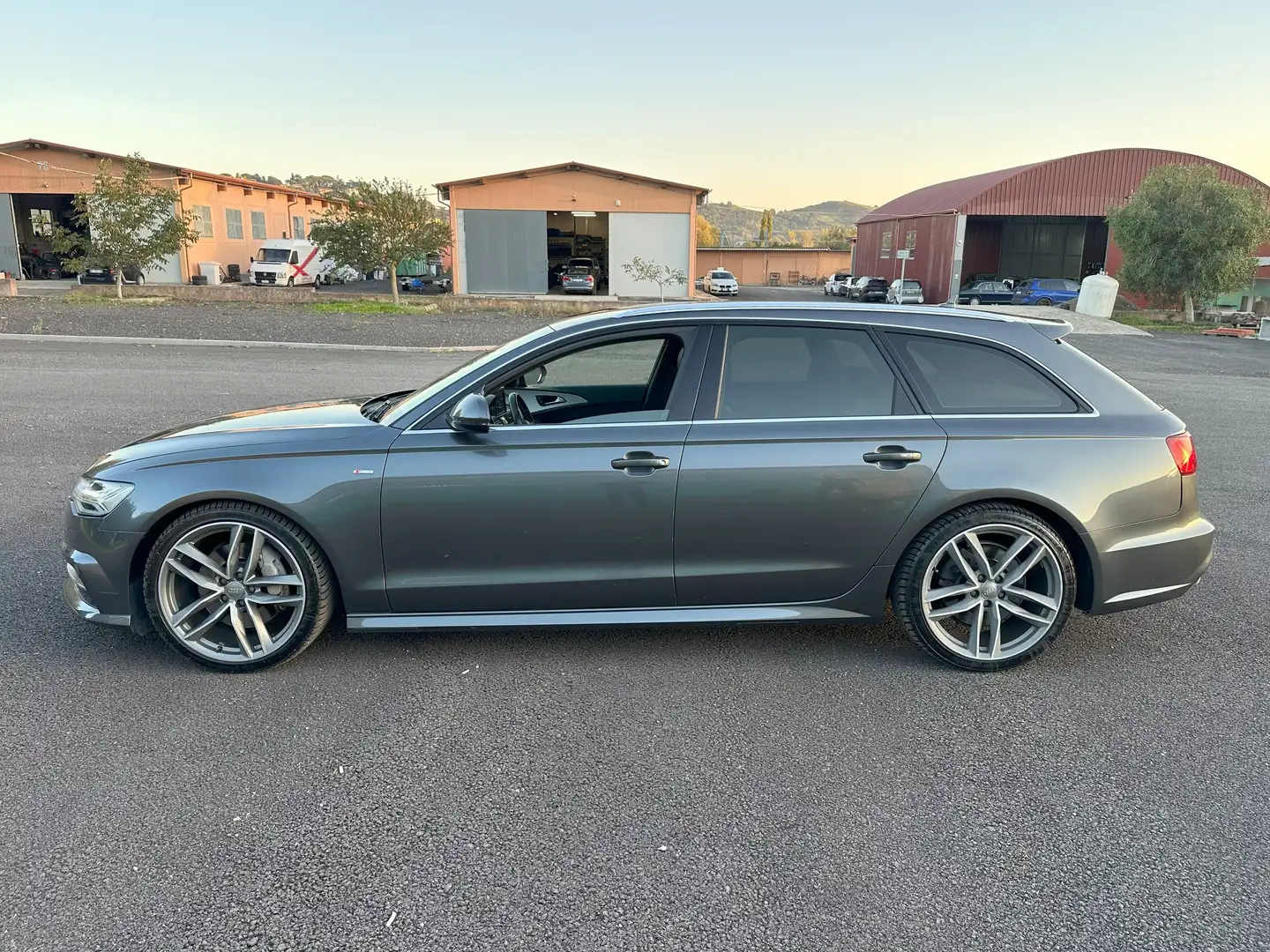 Audi A6 A6 Avant 3.0 tdi S-Line quattro 272cv s-tronic Grigio - 2