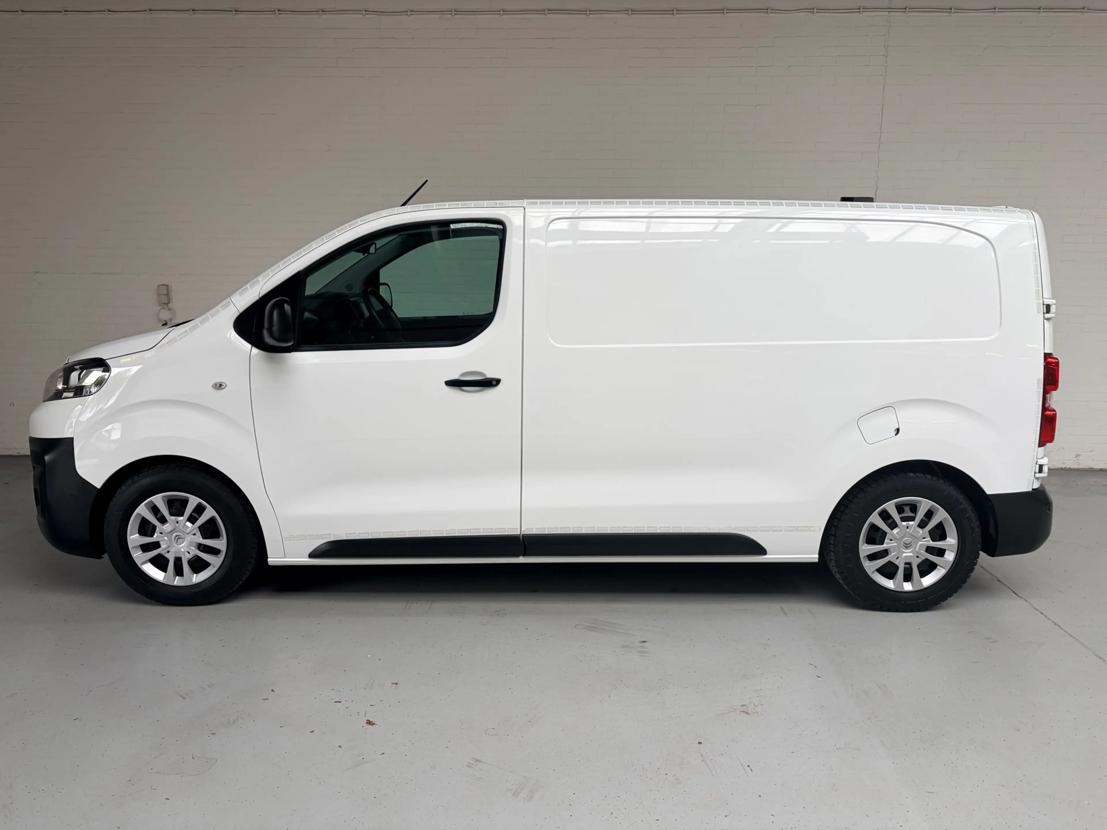 Citroen Jumpy Servicewagen 1.5 BlueHDI 100 XL Club euro6 L2H1 V2 — photo 4