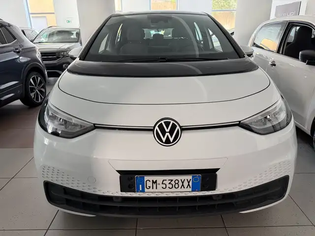 Volkswagen Id.3 view 6