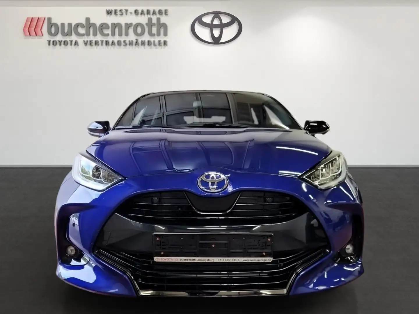Toyota Yaris Hybrid Style Plus+Styel Safty Paket Azul - 2