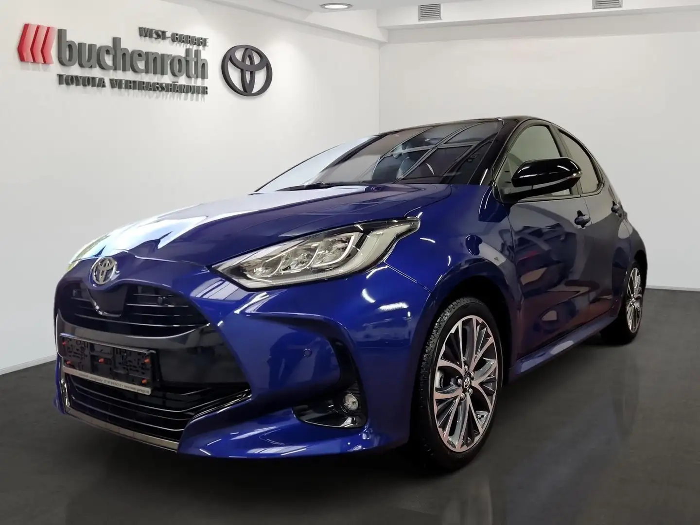 Toyota Yaris Hybrid Style Plus+Styel Safty Paket Azul - 1