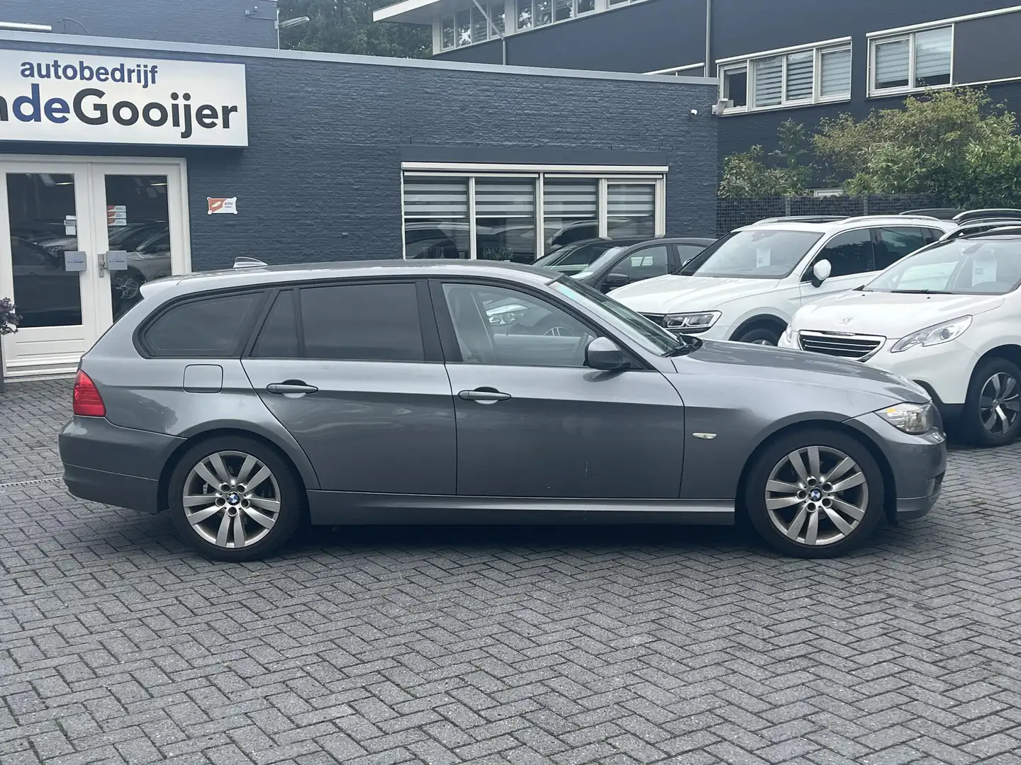 BMW 318 3-serie Touring 318i Aut. Corporate Lease HANDELSA Szary - 2