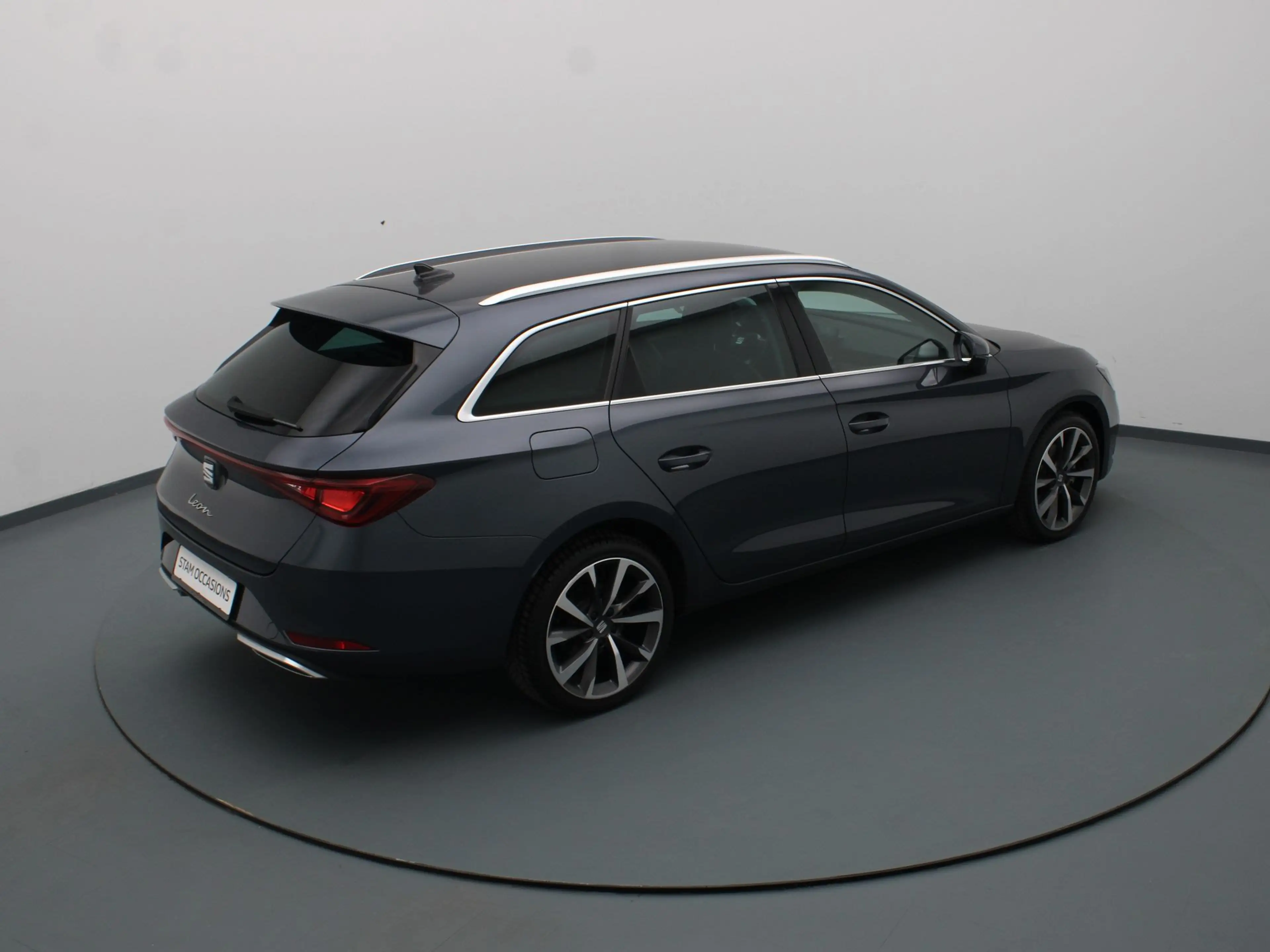 SEAT Leon e-Hybrid Sportstourer 1.4 TSI eHybrid PHEV FR Business Inte — photo 10