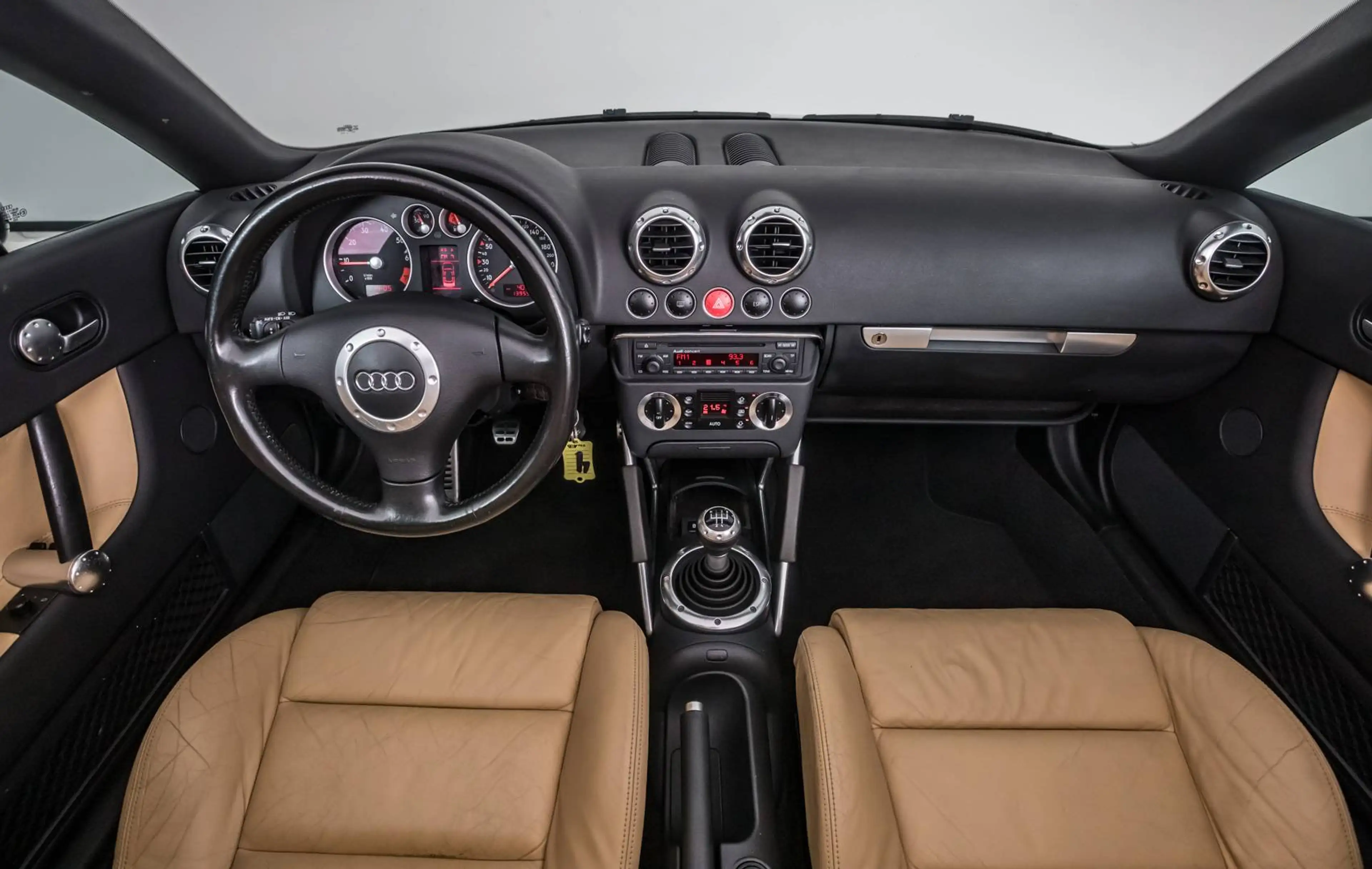 Audi TT Roadster 1.8 Turbo 20v — photo 9