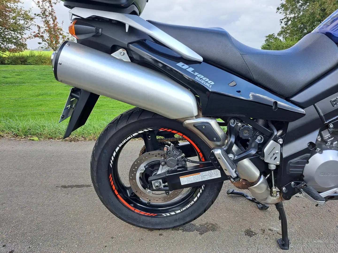 Suzuki V-Strom 1000 DL Azul - 2