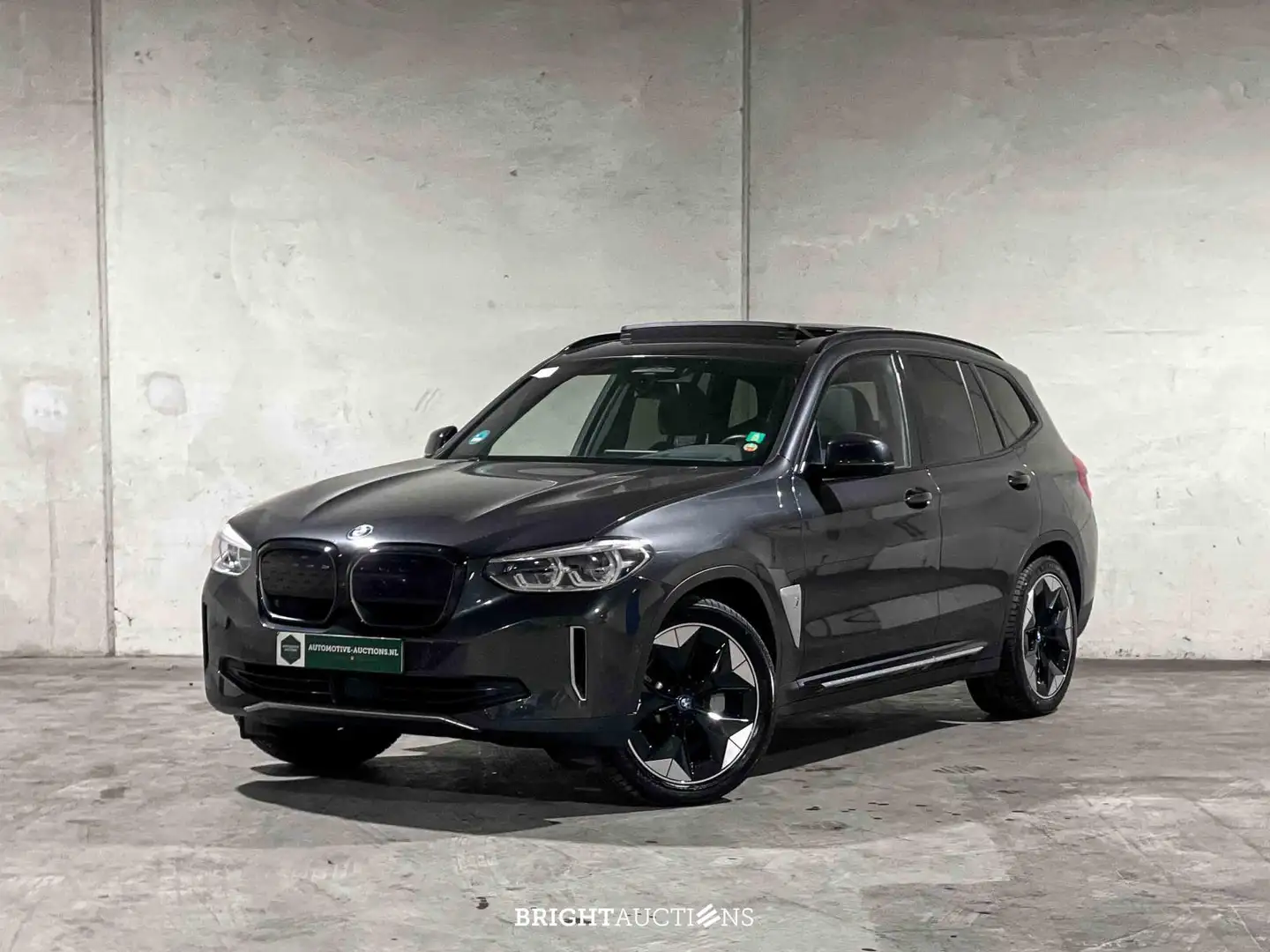 BMW iX3 High Executive 80 kWh Серый - 2