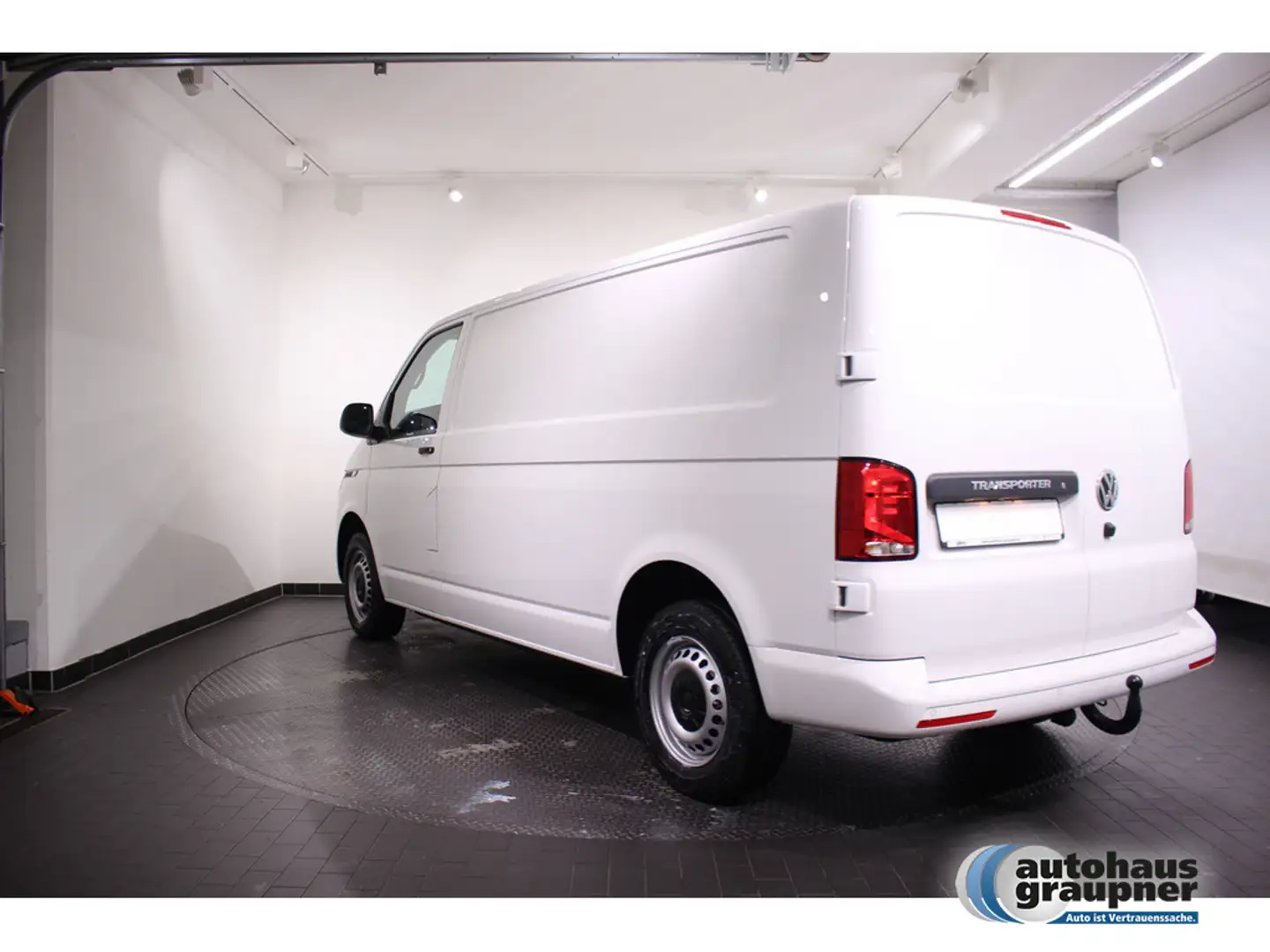 Volkswagen T6.1 Kasten 2.0 TDI PDC AHK Weiß - 2