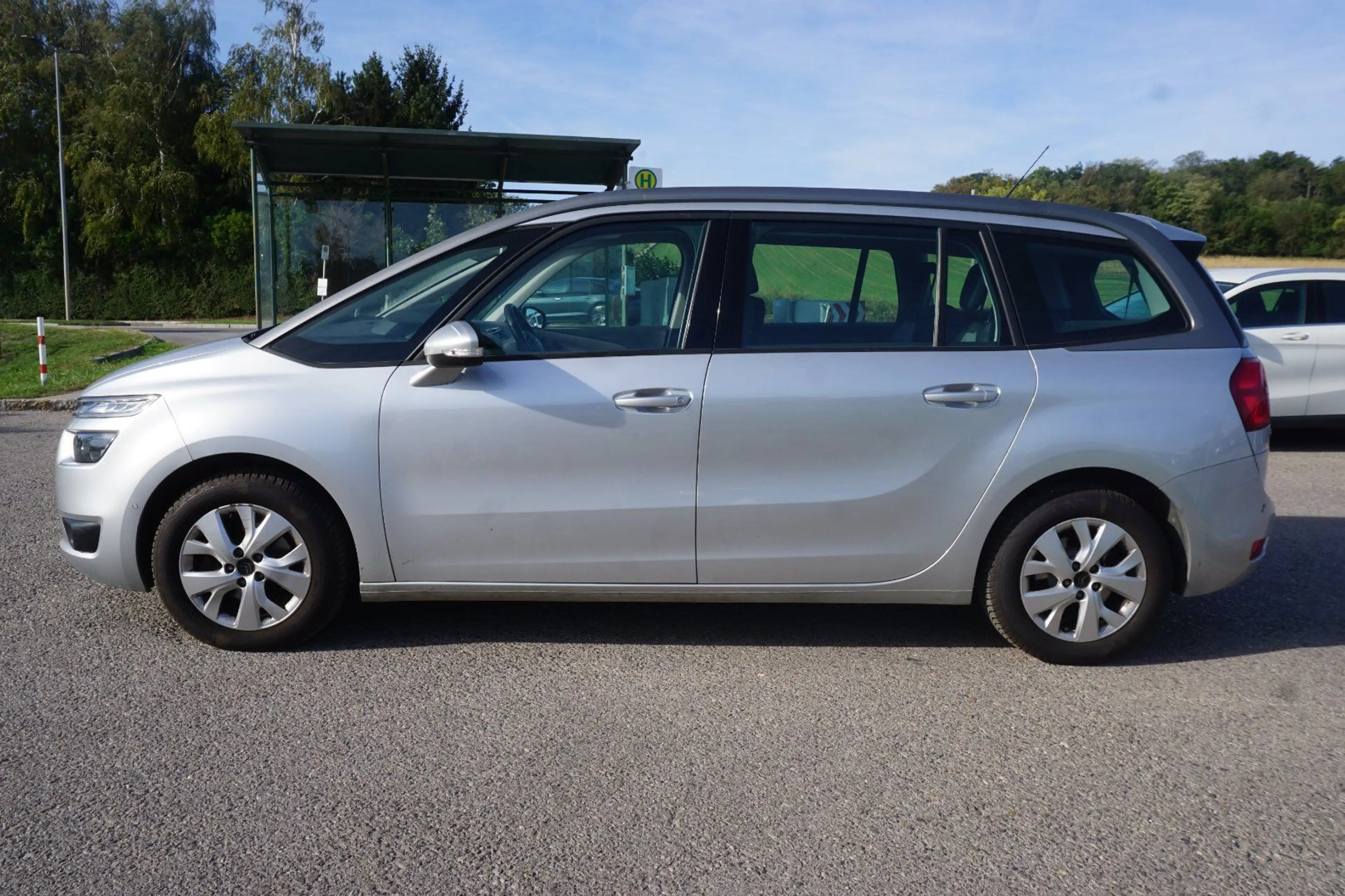 Citroen Grand C4 Picasso Seduction — photo 4