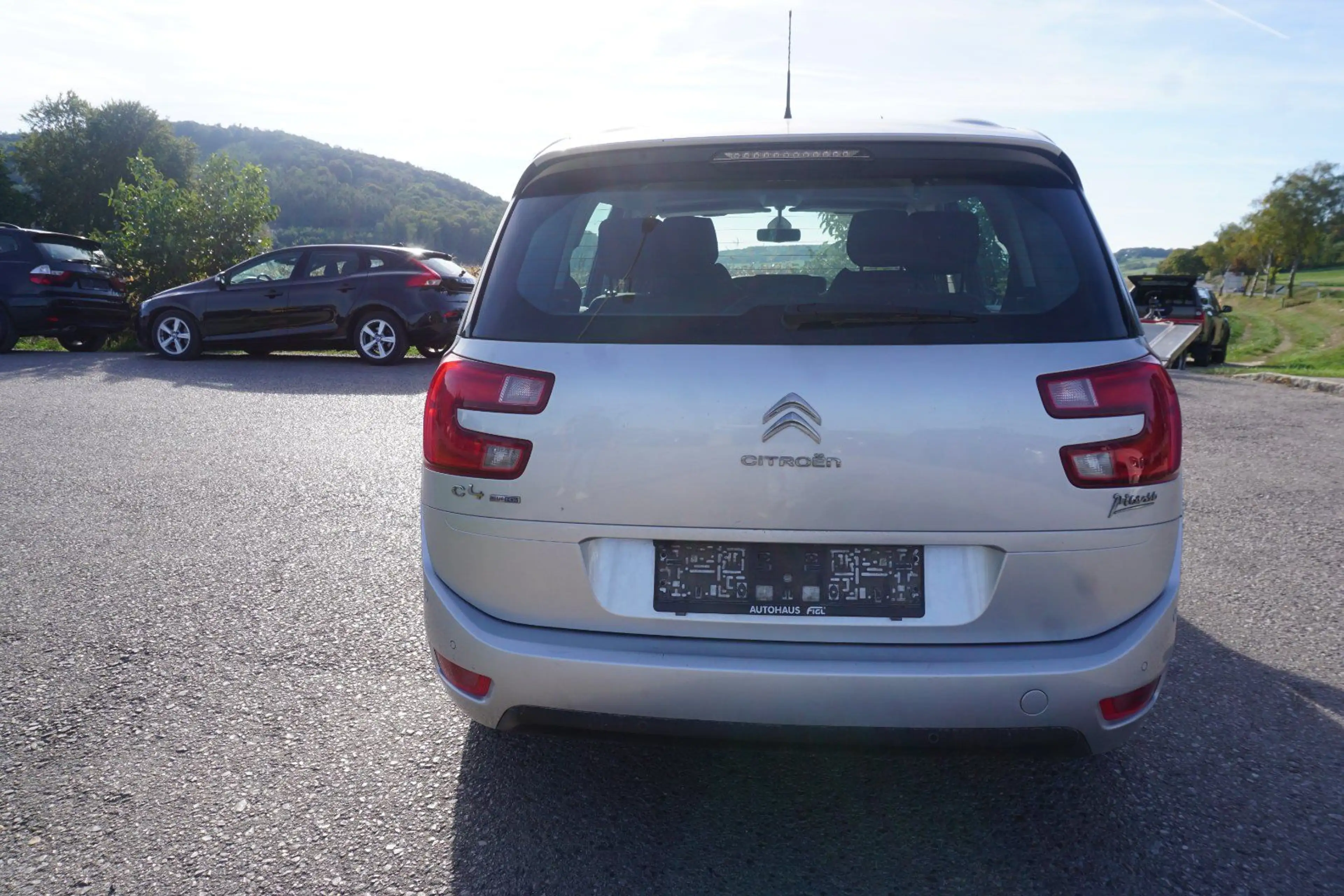 Citroen Grand C4 Picasso Seduction — photo 8