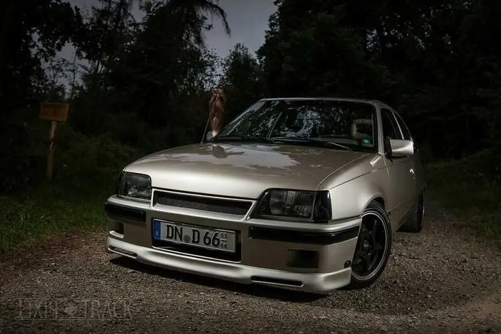 Opel Kadett 1991 из Европы — купить под ключ