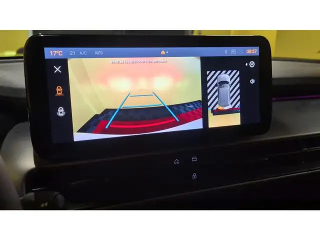 Jeep Avenger view 15