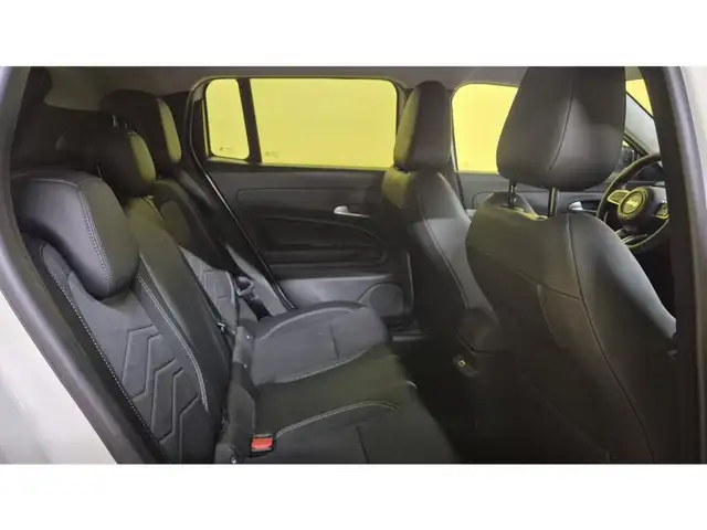 Jeep Avenger view 10