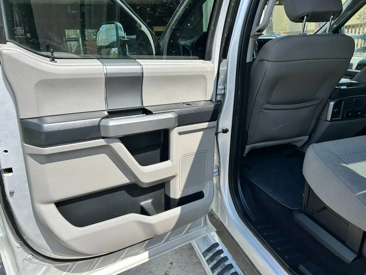 Ford F 350 снимка Ford F 350
