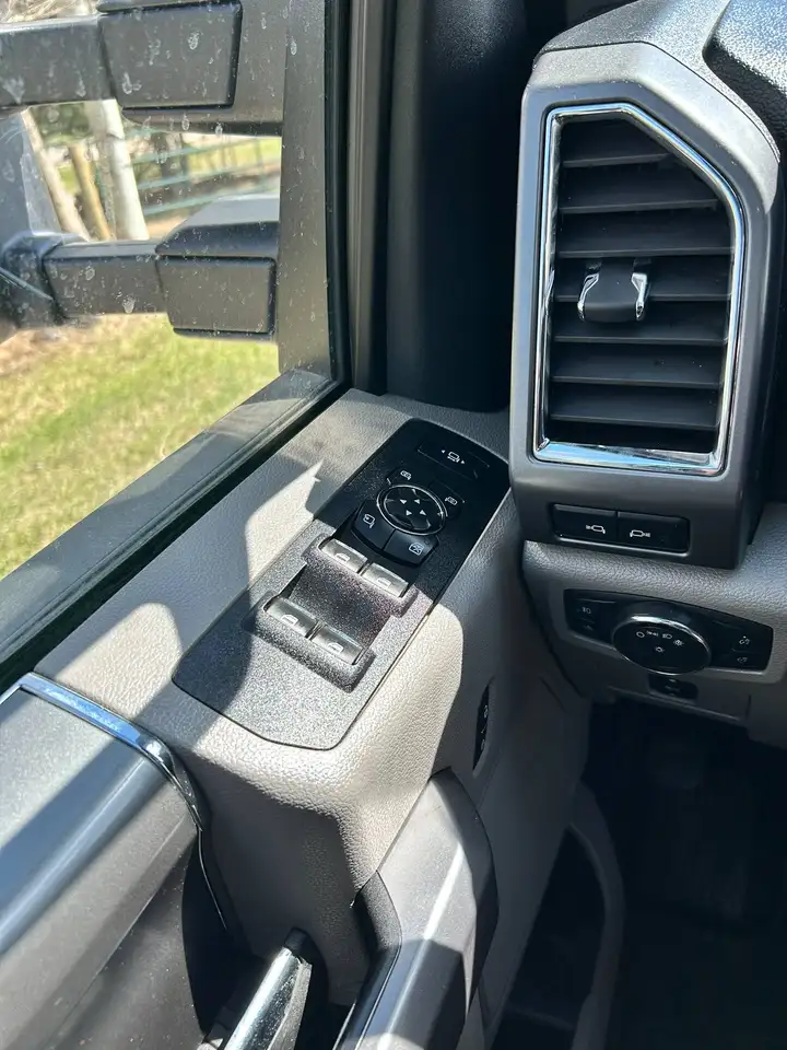 Ford F 350 снимка Ford F 350
