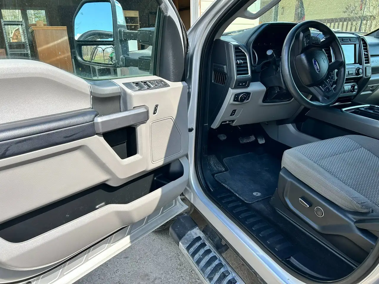 Ford F 350 снимка Ford F 350