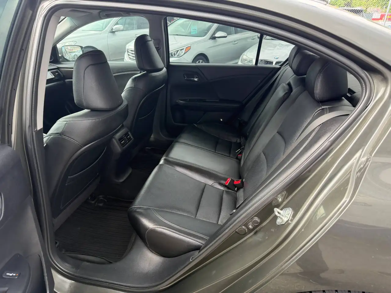 Honda Accord photo Honda Accord