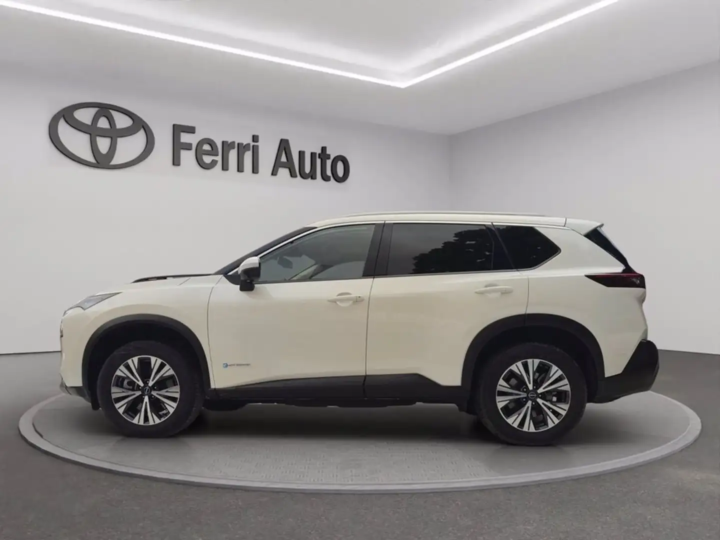 Nissan X-Trail 1.5 e-power n-connecta e-4orce 4wd auto 7p.ti Bianco - 2