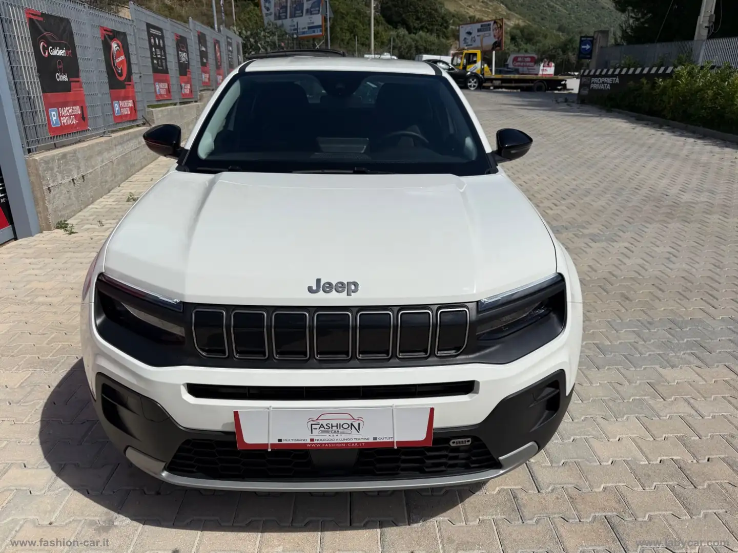 Jeep Avenger 1.2 Turbo Altitude Bianco - 2