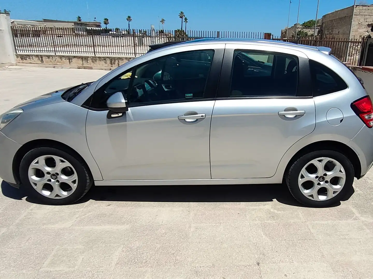 Citroen C3 C3 II 2009 1.4 hdi Business E5 Grigio - 2