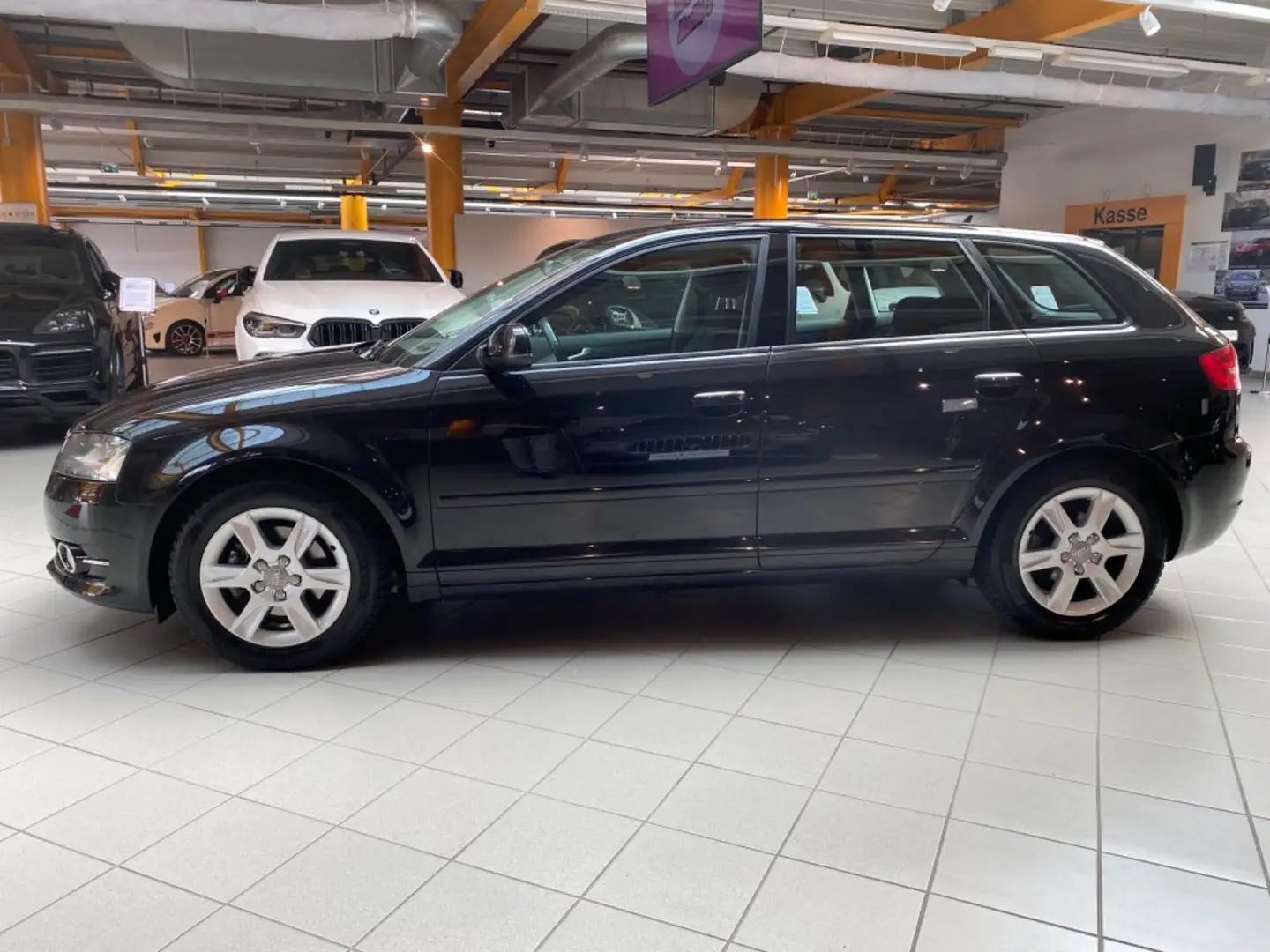 Audi A3 1.4 TFSI|PDC|SHZ|AUX|Klima|Tempomat|Isofix Fekete - 2