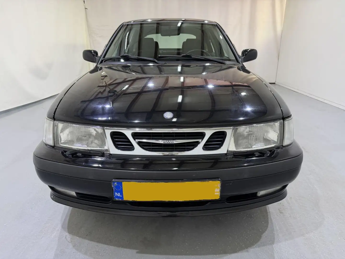 Saab 9-3 HB 2.0 Turbo SE Clima Negro - 2